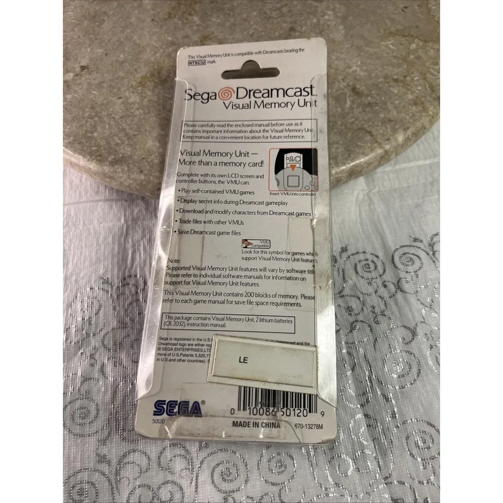 Sega Dreamcast Visual Memory Unit VMU Memory Card Open Box